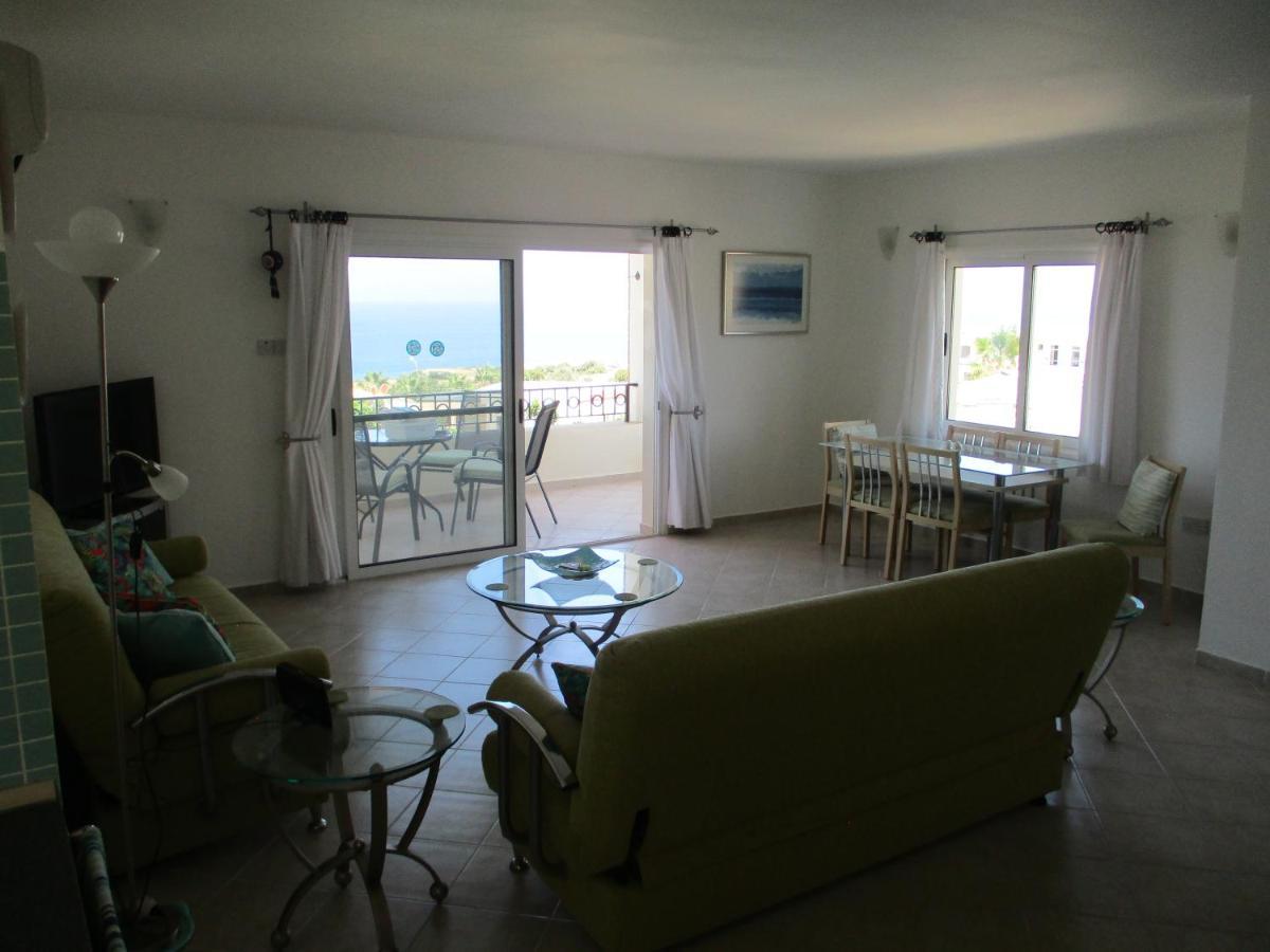 Sundowner Apartment Agios Amvrosios  エクステリア 写真